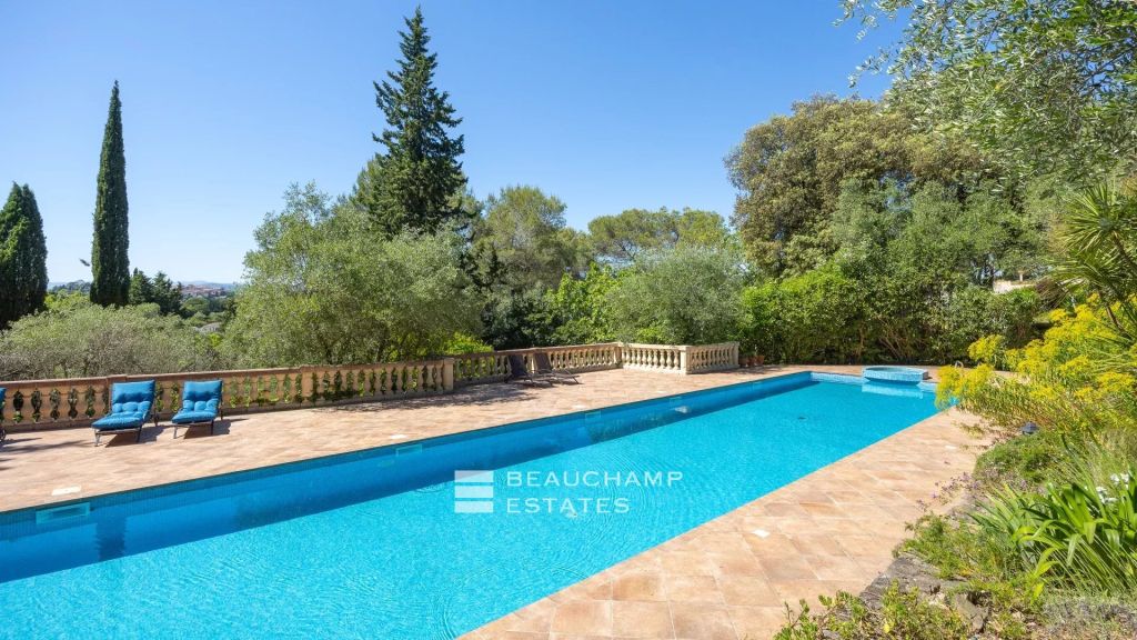 Mougins – Signature Property by Svetchine, in a Highly Sought-After and Peaceful Location