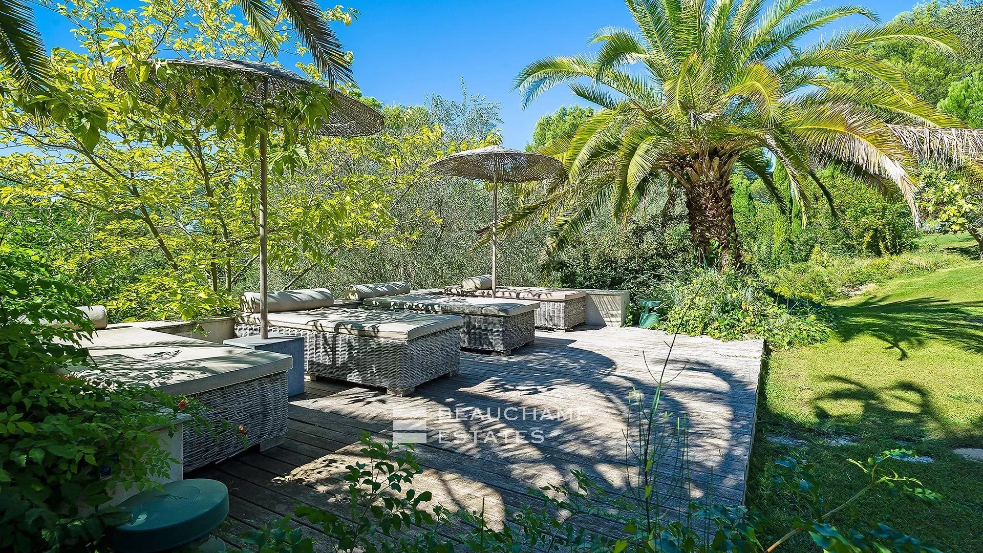 Mas Provençal de 6 chambres avec Tennis à Mougins Mougins – Superb Provençal Mas with 6 bedrooms and private Tennis