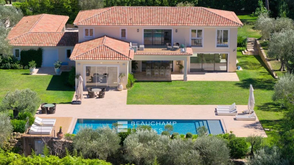 Mougins – Villa with panoramic view with pool