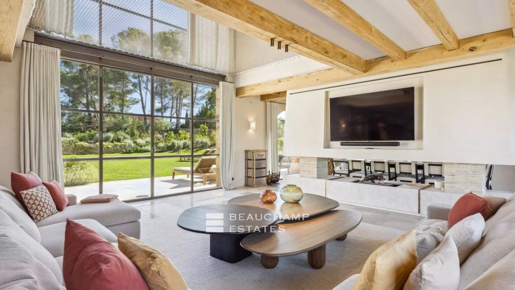 Neo-Provencal 6-Bedroom Family Property with Cinema and Game Room in the Heart of a Residential Area of Mouans-Sartoux