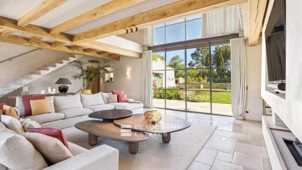 Neo-Provencal 6-Bedroom Family Property with Cinema and Game Room in the Heart of a Residential Area of Mouans-Sartoux