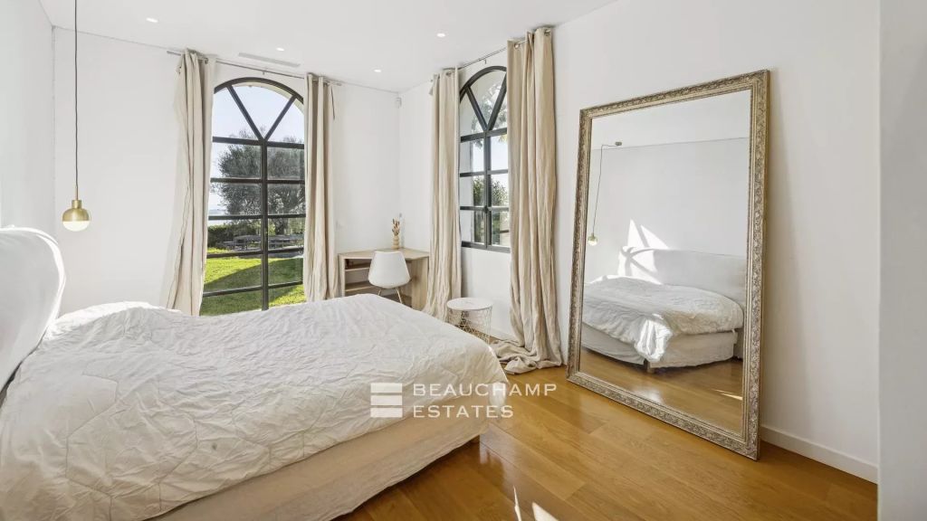 Neo-provençal 6-bedroom villa with panoramic sea views – Cannes