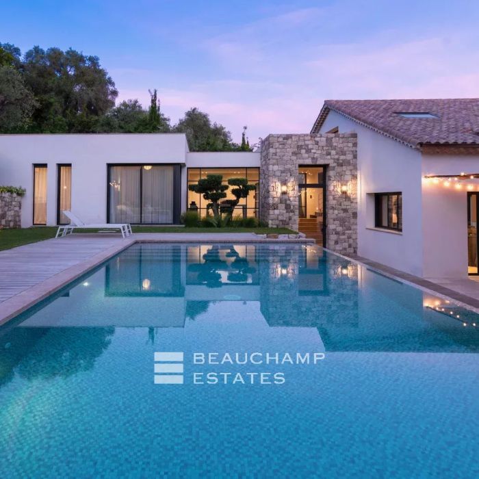 Villa néo-provençale 5 chambres dans un domaine fermé à Mougins