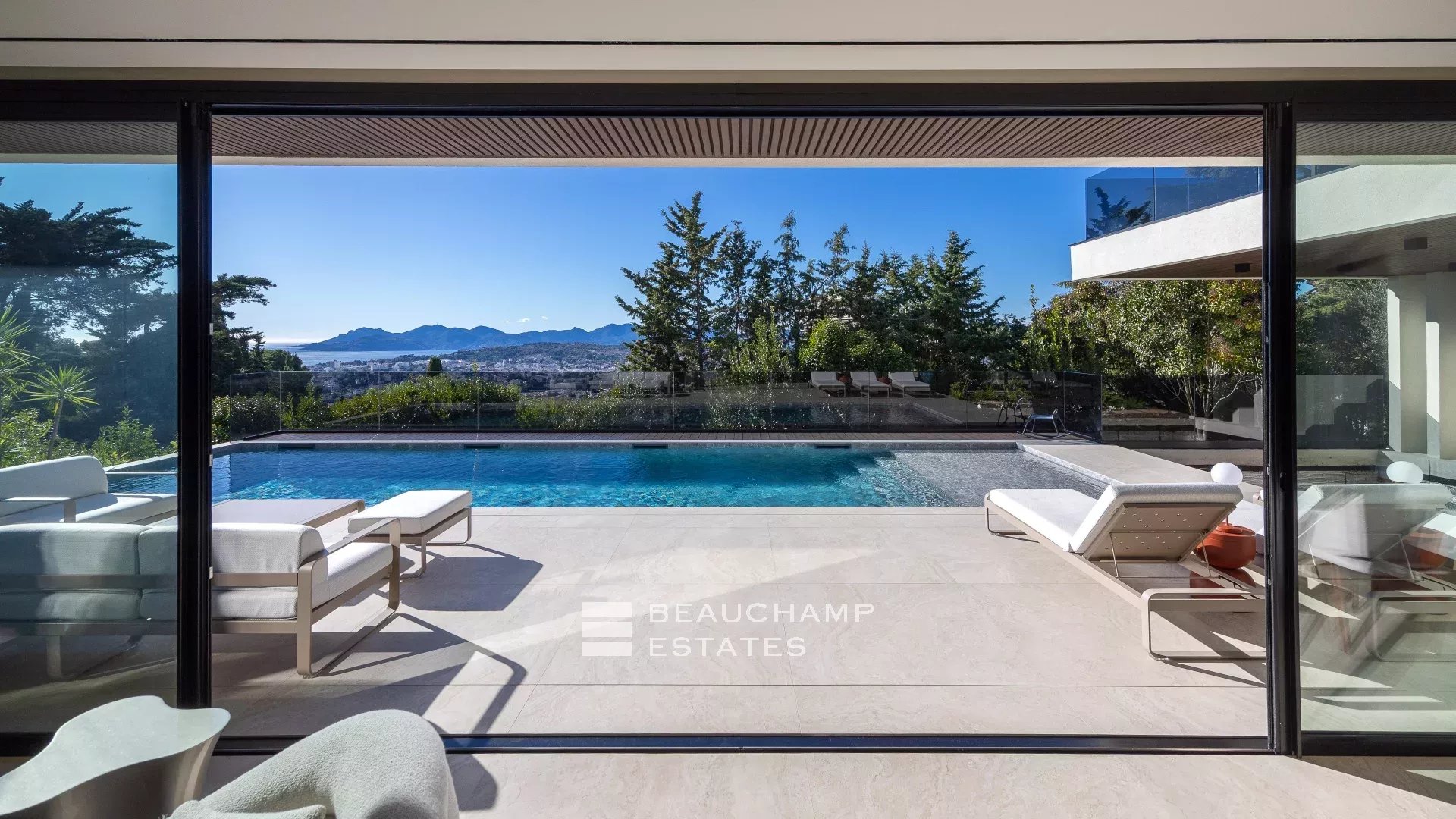 New contemporary villa with sea view – Le Cannet New contemporary villa with sea view – Le Cannet