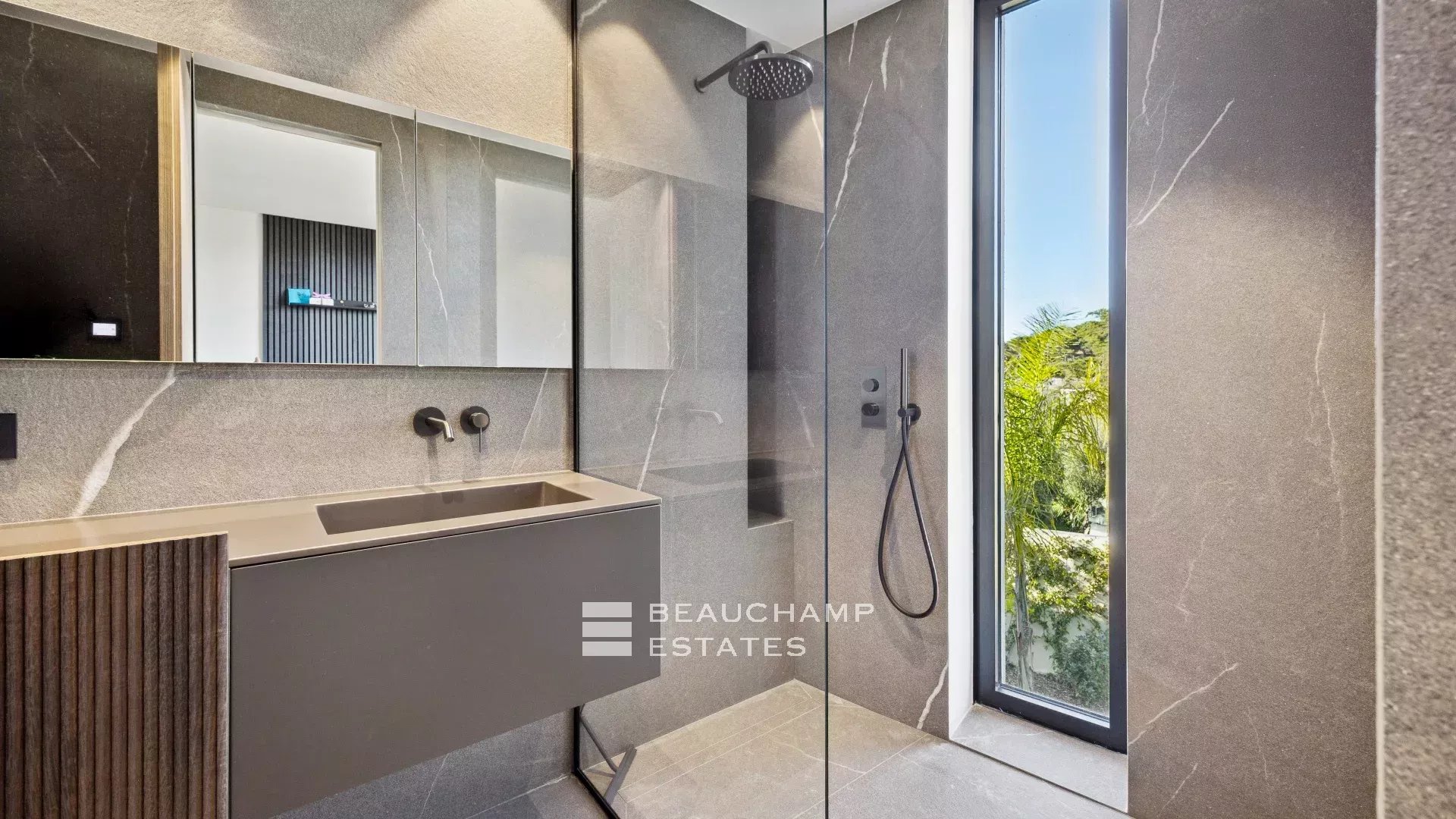 New contemporary villa with sea view – Le Cannet New contemporary villa with sea view – Le Cannet