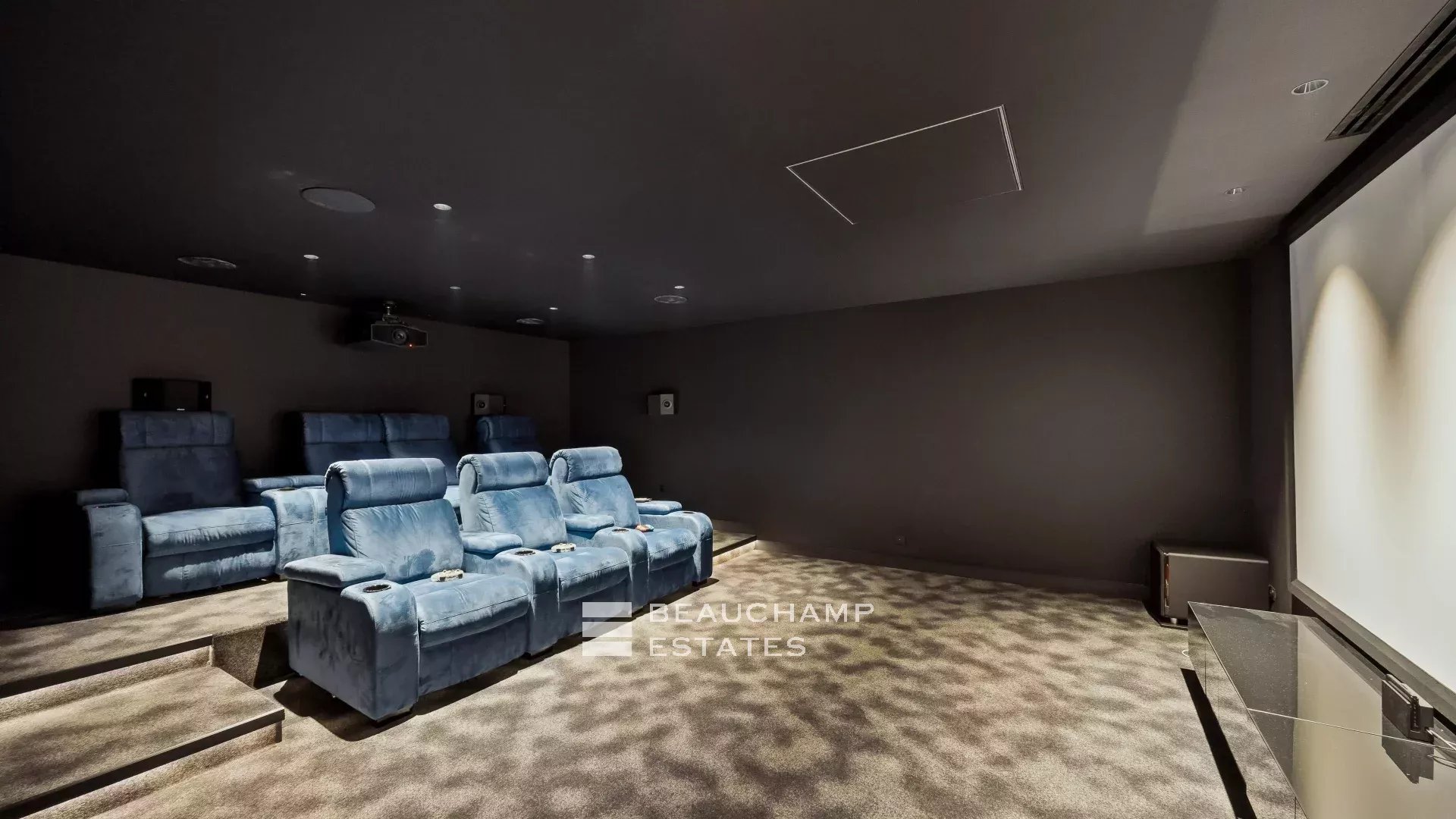 New contemporary villa with sea view – Le Cannet New contemporary villa with sea view – Le Cannet