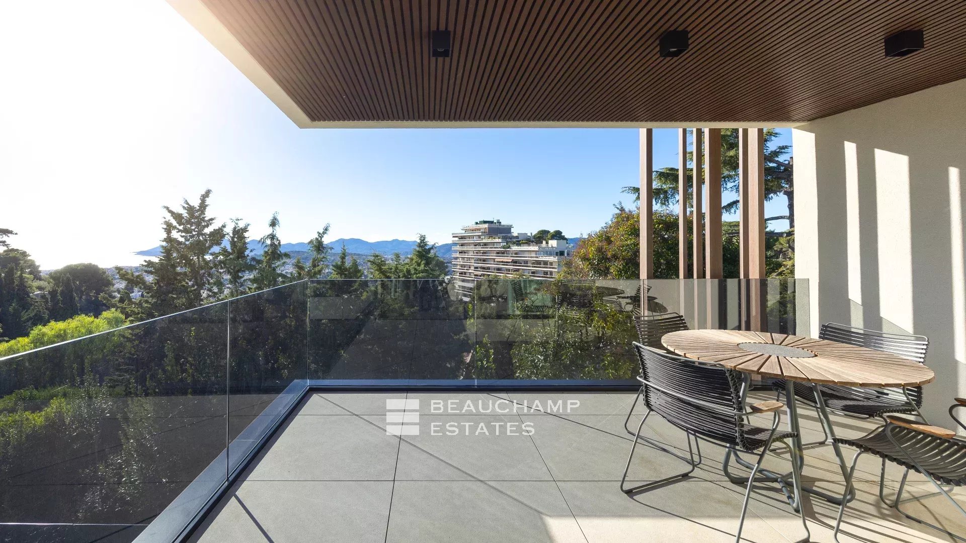 New contemporary villa with sea view – Le Cannet New contemporary villa with sea view – Le Cannet