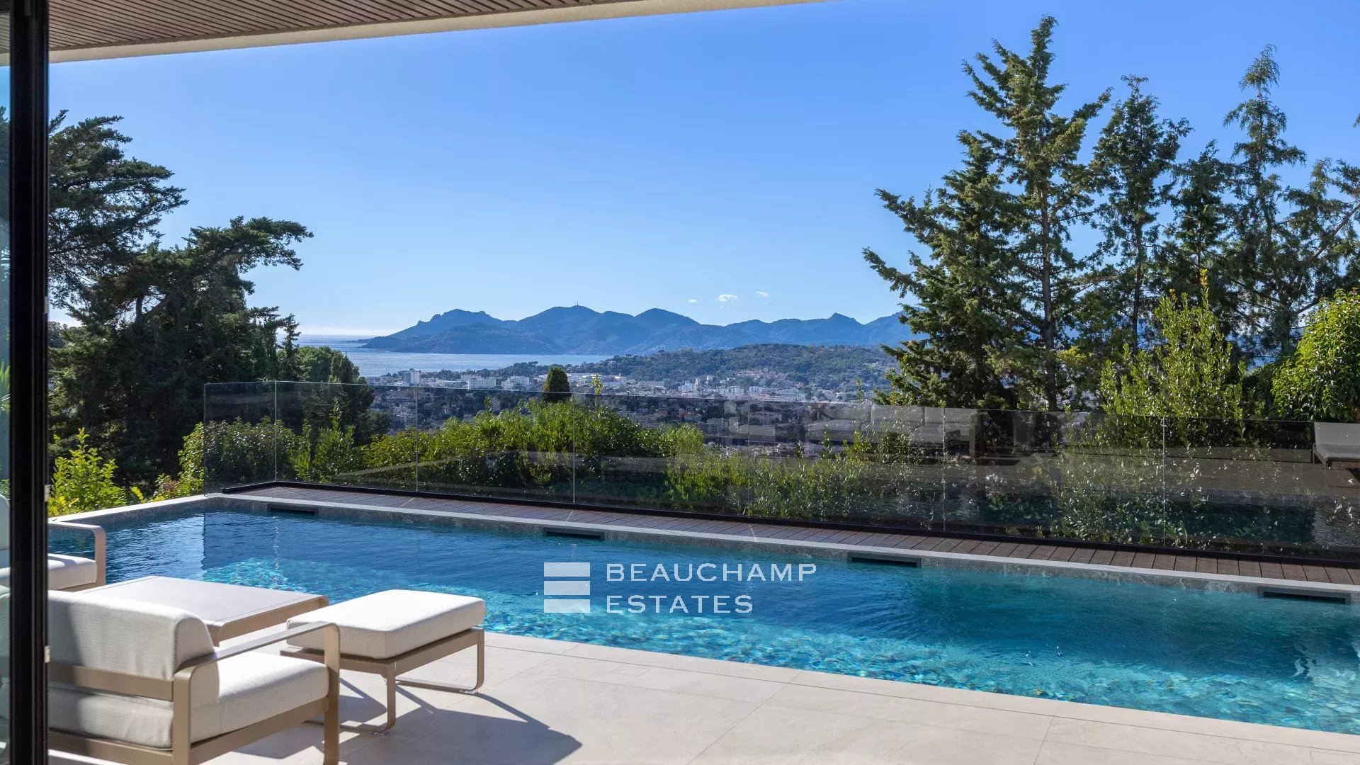 New contemporary villa with sea view – Le Cannet New contemporary villa with sea view – Le Cannet