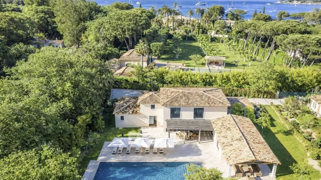 New property walking distance of Canoubiers beach and the center of Saint-Tropez