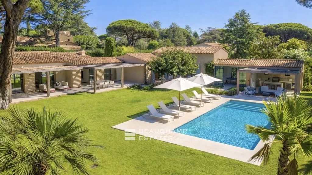 New villa in the heart of the Parcs of Saint-Tropez