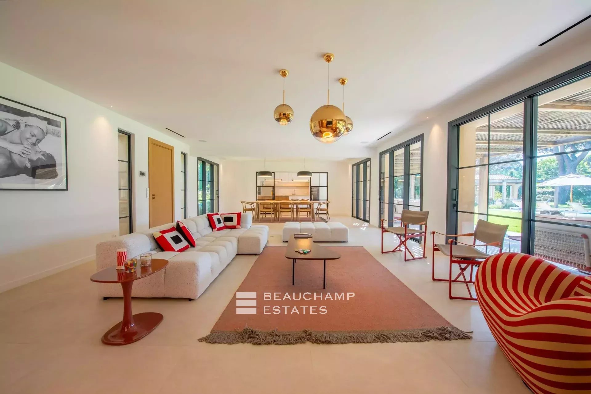 New villa in the heart of the Parcs of Saint-Tropez New villa in the heart of the Parcs of Saint-Tropez