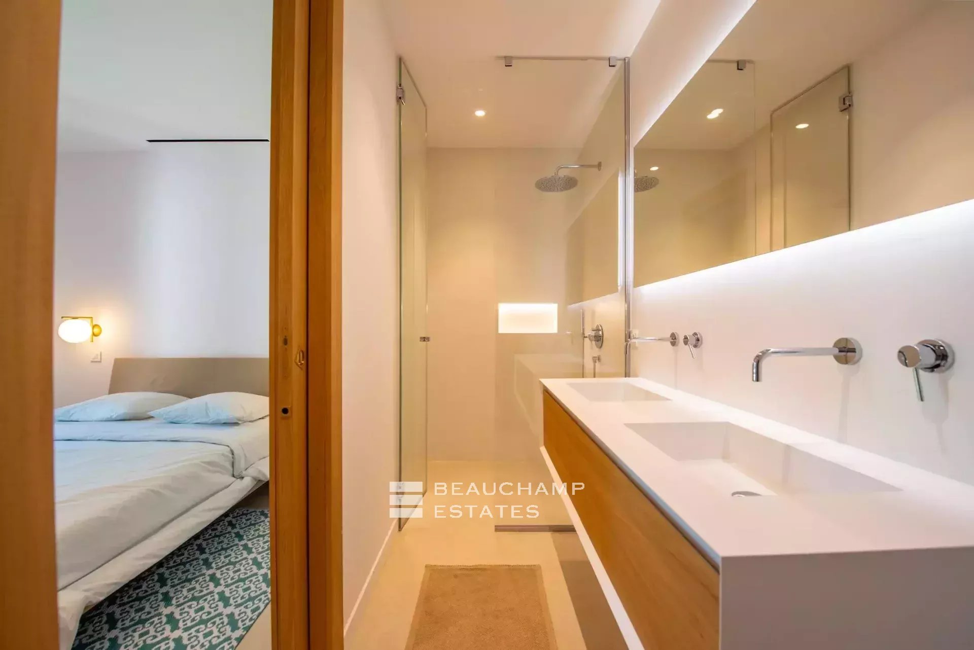 New villa in the heart of the Parcs of Saint-Tropez New villa in the heart of the Parcs of Saint-Tropez