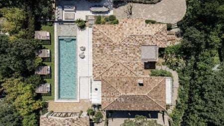 New villa within walking distance of Pampelonne Beach and Club 55 – Ramatuelle