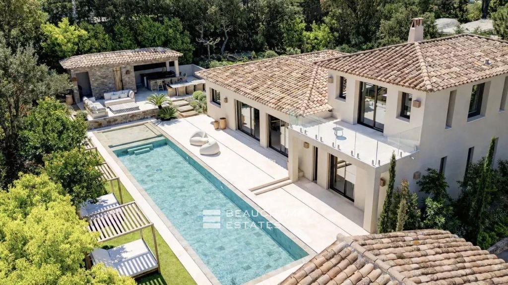 New villa within walking distance of Pampelonne Beach and Club 55 – Ramatuelle