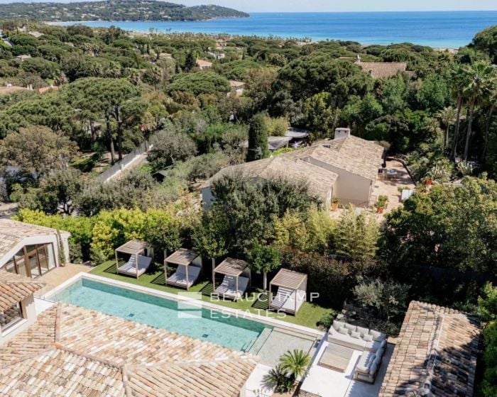 New villa within walking distance of Pampelonne Beach and Club 55 – Ramatuelle