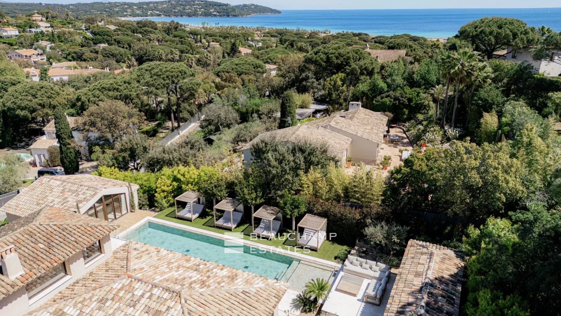 New villa within walking distance of Pampelonne Beach and Club 55 – Ramatuelle New villa within walking distance of Pampelonne Beach and Club 55 – Ramatuelle