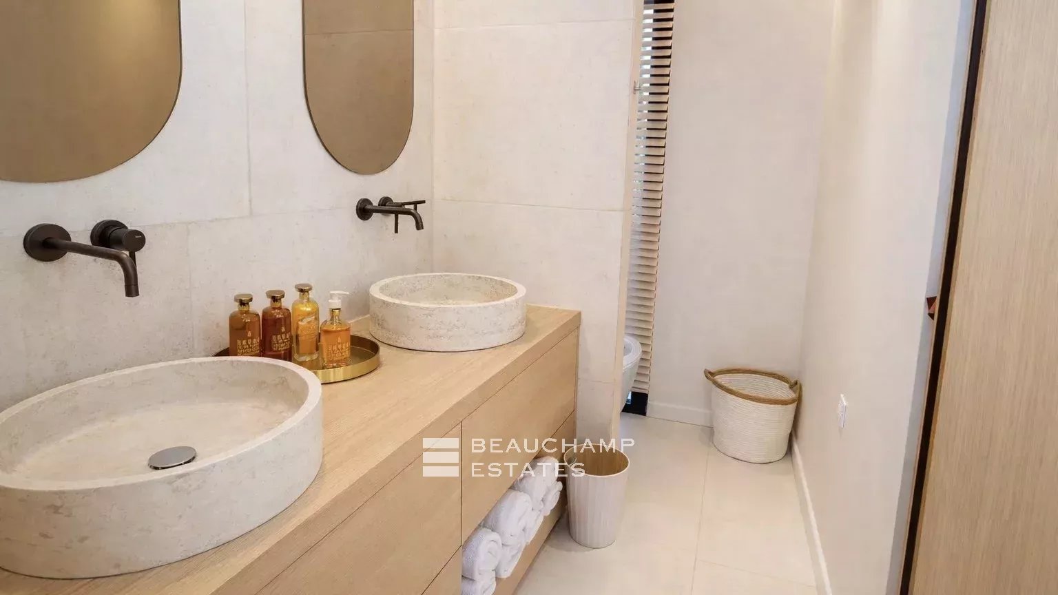 New villa within walking distance of Pampelonne Beach and Club 55 – Ramatuelle New villa within walking distance of Pampelonne Beach and Club 55 – Ramatuelle