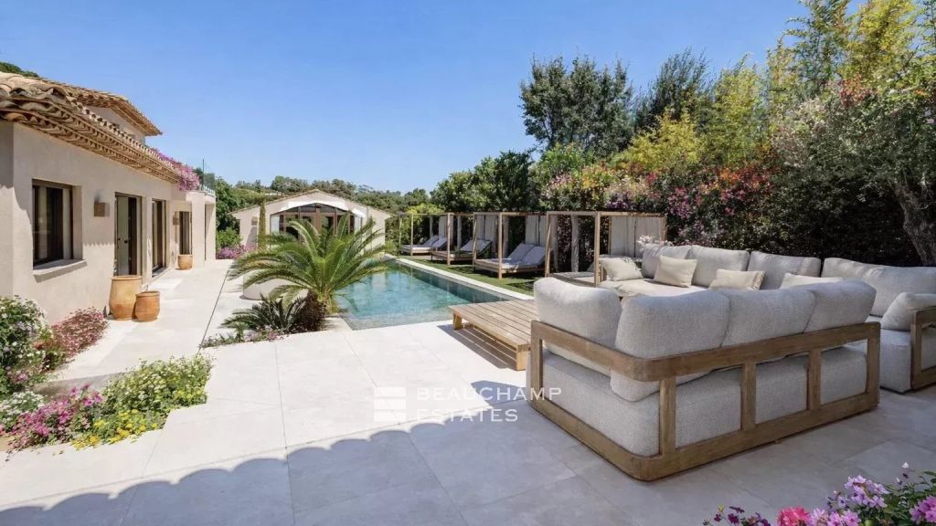 New villa within walking distance of Pampelonne Beach and Club 55 – Ramatuelle