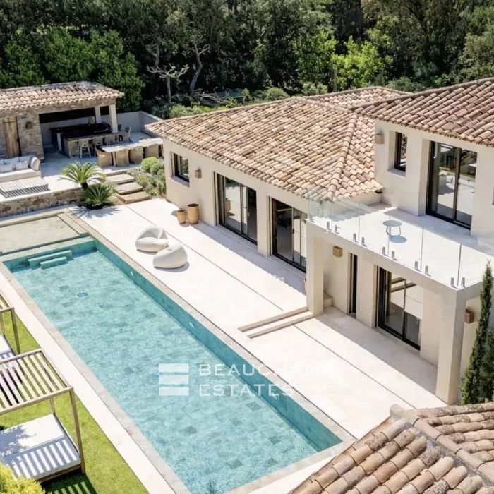 Villa neuve à pieds de Pampelonne et du Club 55 – Ramatuelle