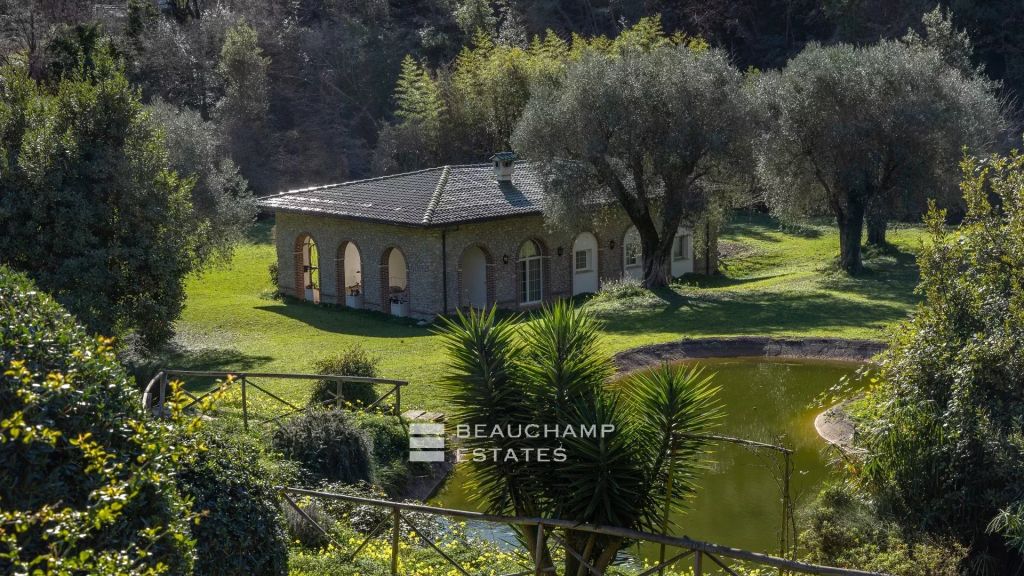 Palladian Villa with Large Private Estate – Menton