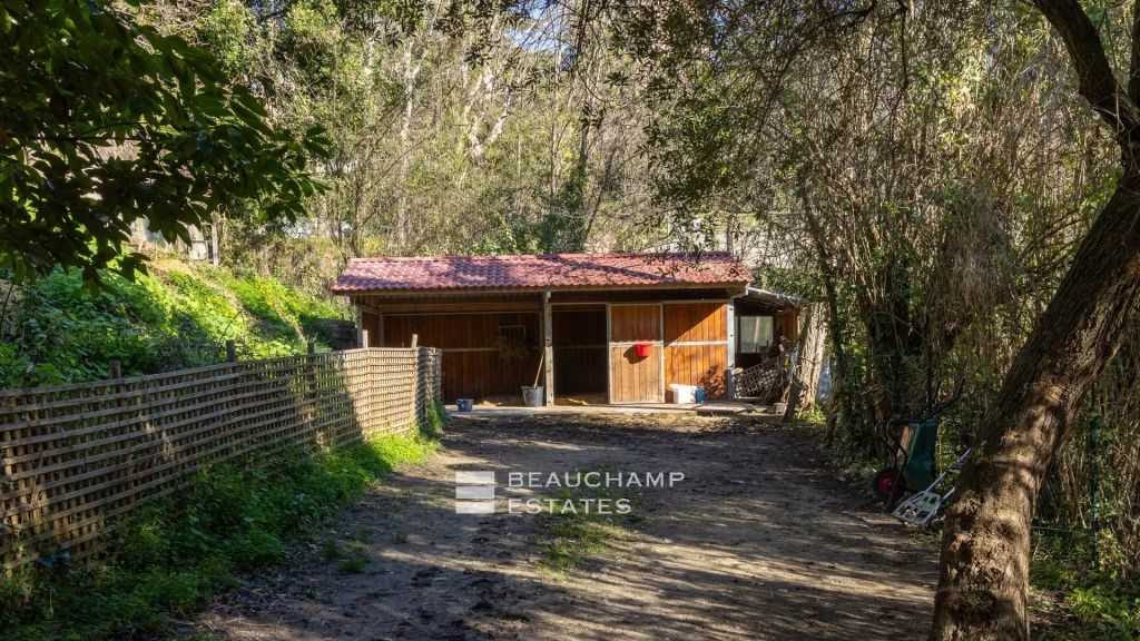 Palladian Villa with Large Private Estate – Menton