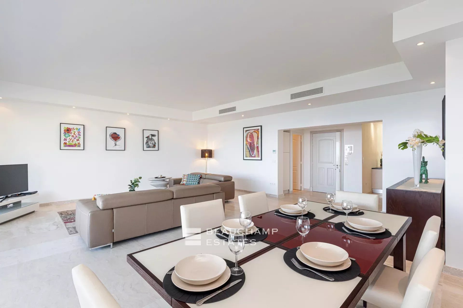 Penthouse with a stunning sea view Penthouse with a stunning sea view