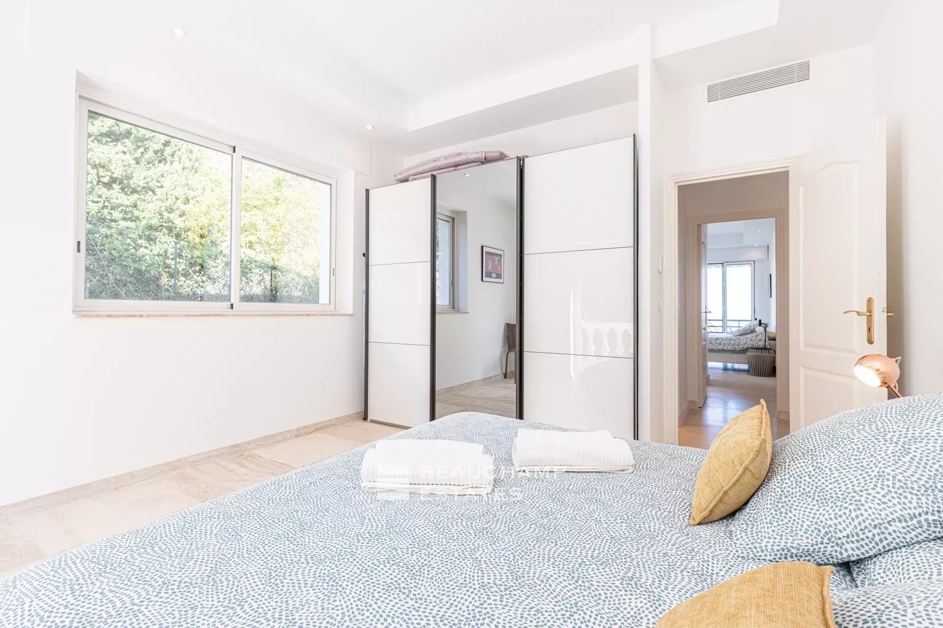 Penthouse with a stunning sea view Penthouse with a stunning sea view