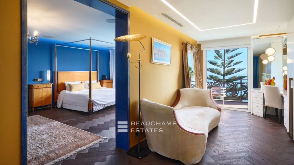 PRESTIGIOUS VILLA, ART DECO STYLE