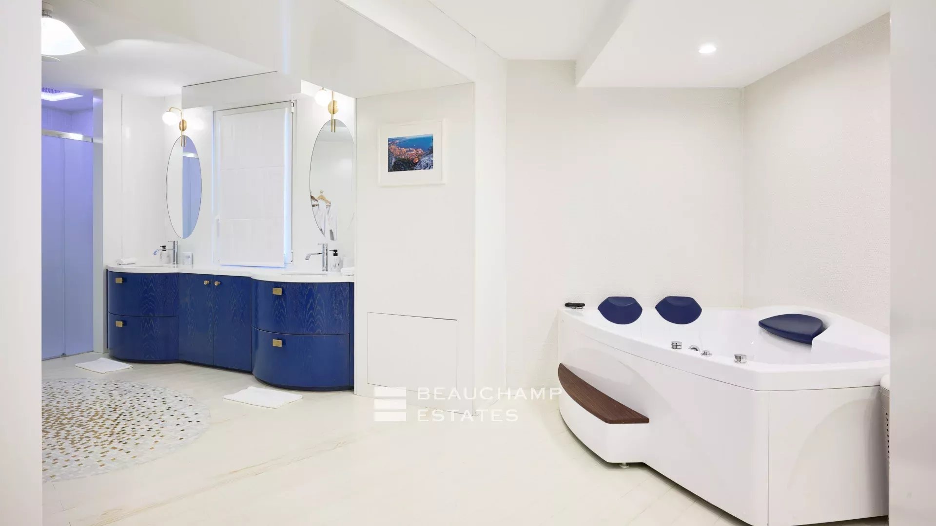 PRESTIGIOUS VILLA, ART DECO STYLE PRESTIGIOUS VILLA, ART DECO STYLE