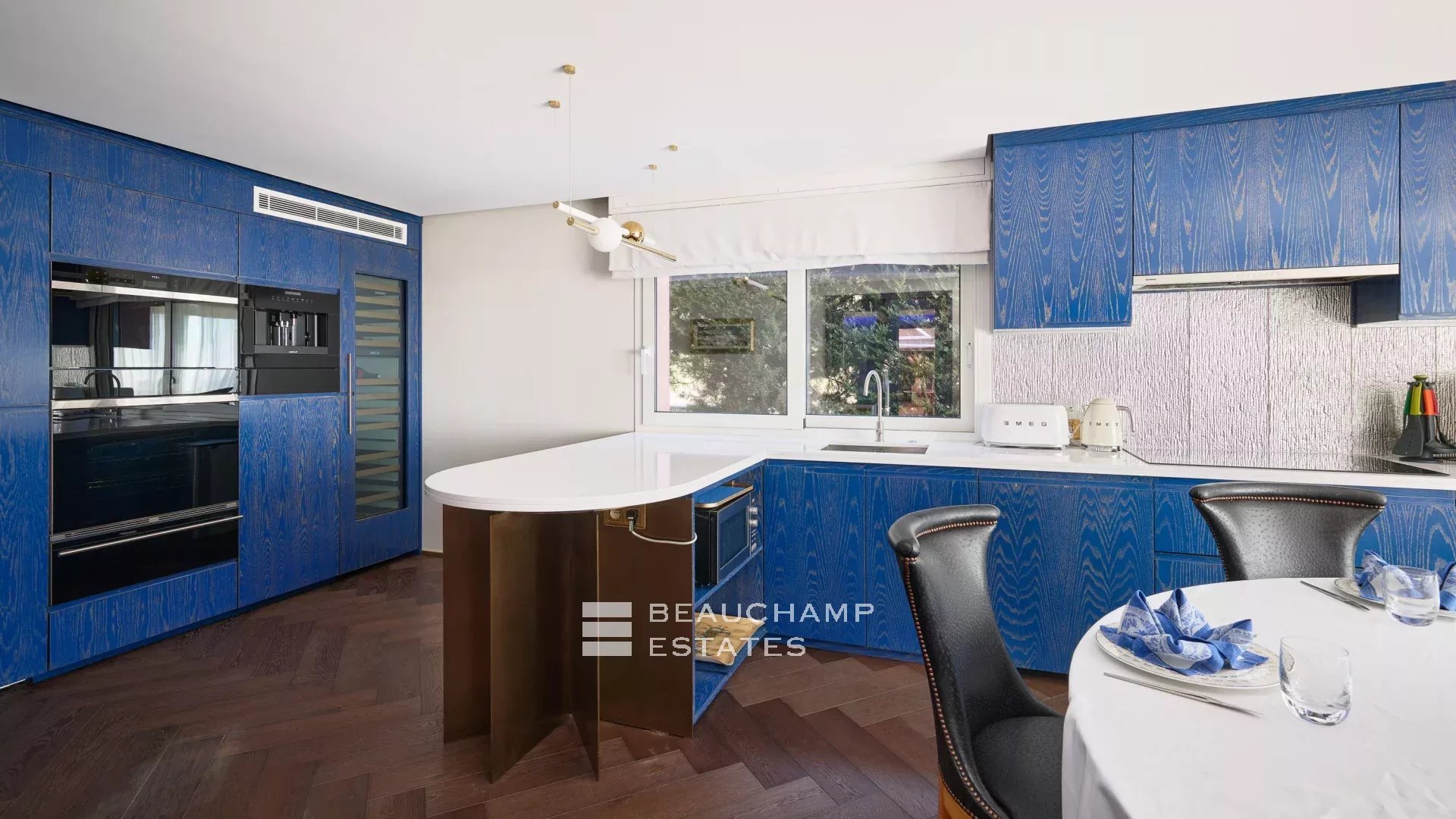 PRESTIGIOUS VILLA, ART DECO STYLE PRESTIGIOUS VILLA, ART DECO STYLE