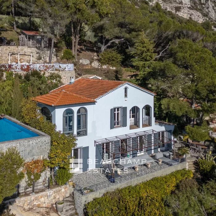 Provençal 4-Bedroom villa with panoramic sea views – Èze