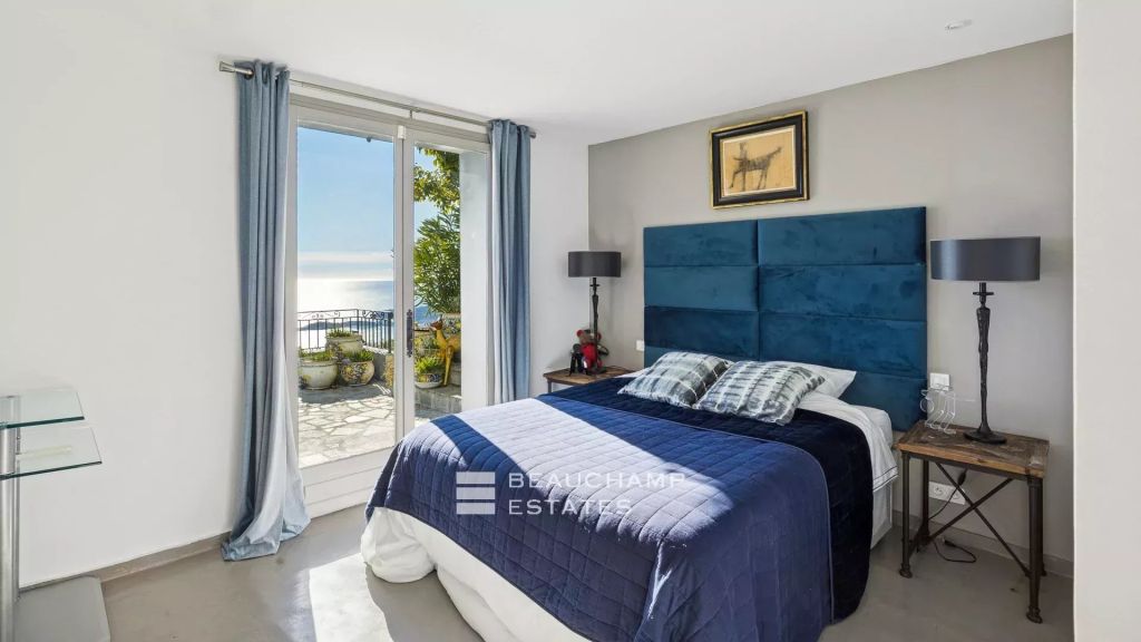 Provençal 4-Bedroom villa with panoramic sea views – Èze