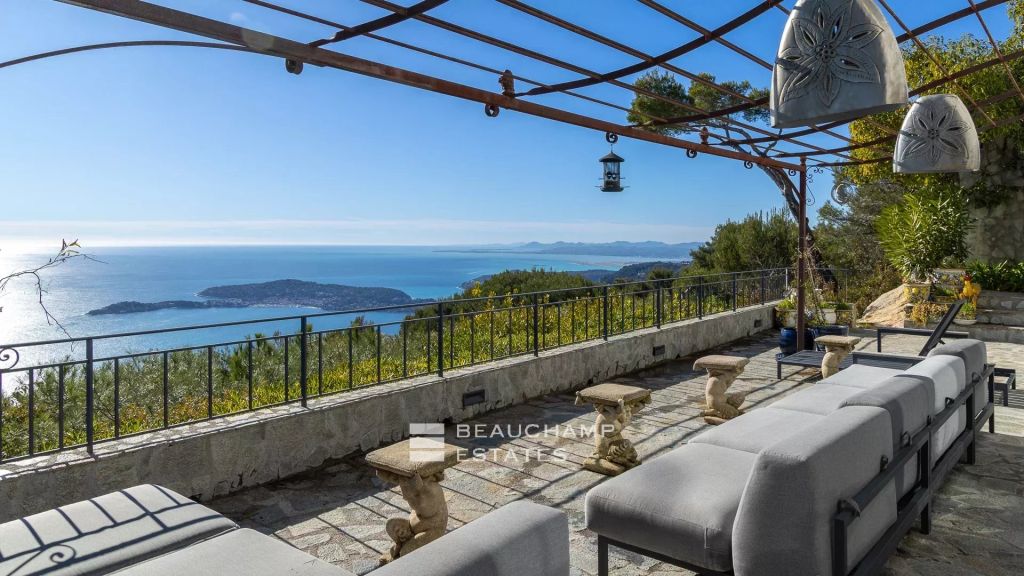Provençal 4-Bedroom villa with panoramic sea views – Èze