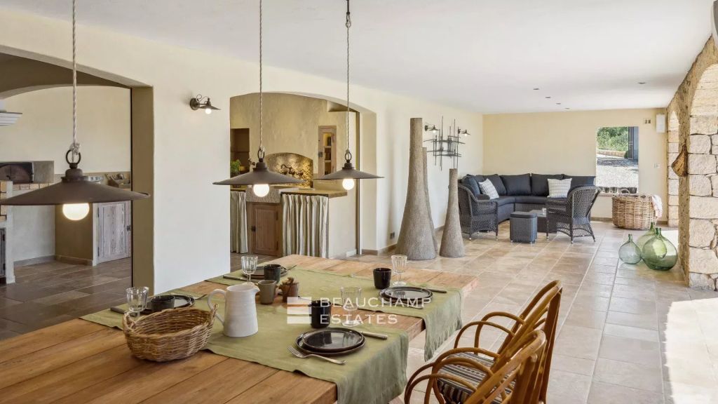 Provençal Property with 3 Bedrooms and Pool – Lorgues