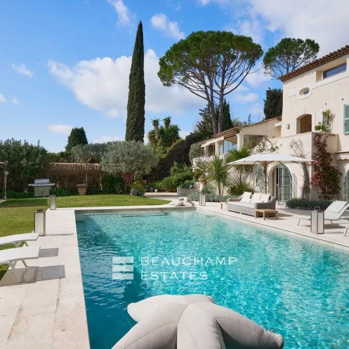Villa provençale de 4 chambres surplombant les collines à proximité du village de Mougins