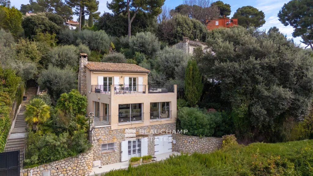 Provencal Villa with hills view – Cannes Oxford
