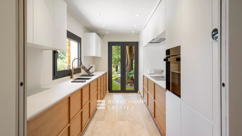 Provincial style villa with 3 bedrooms at St Jean Cap Ferrat