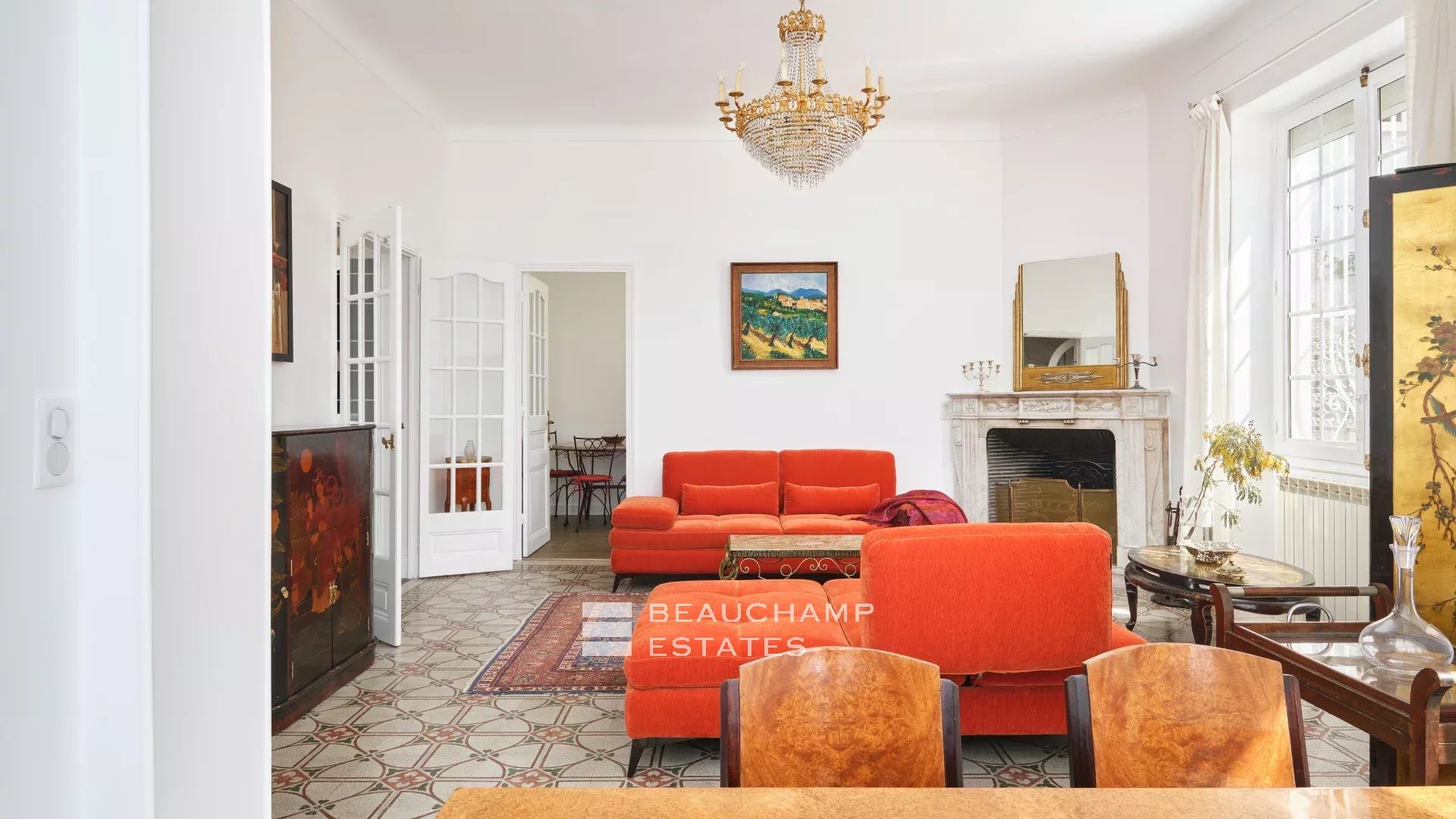 Appartement 3 chambres rénové avec grand jardin – Cannes Californie Renovated 3 bedroom apartment with large garden – Cannes Californie