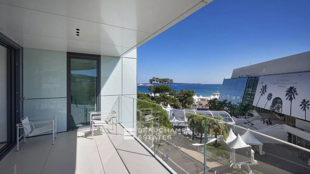 Rental apartment in Cannes first croisette