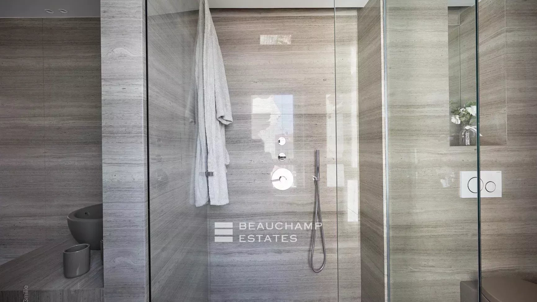 Location appartement Cannes first croisette Rental apartment in Cannes first croisette