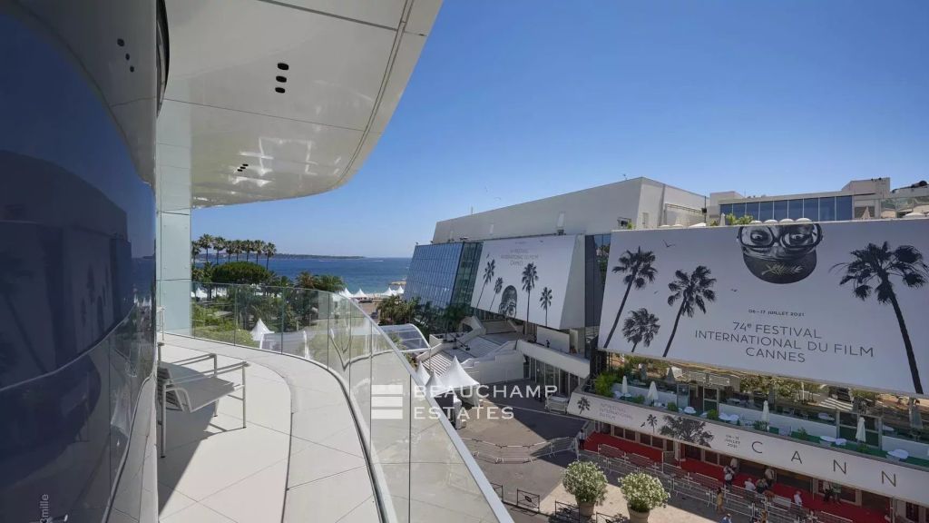 Rental apartment in Cannes first croisette