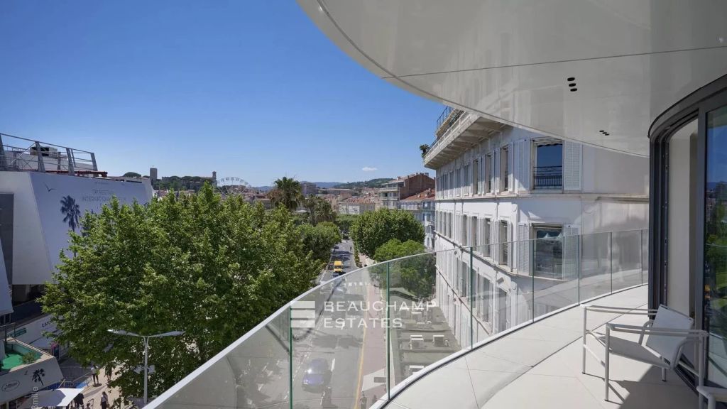Rental apartment in Cannes first croisette