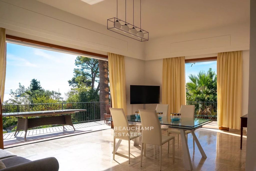 Seaside Provençal villa in Saint Jean Cap Ferrat