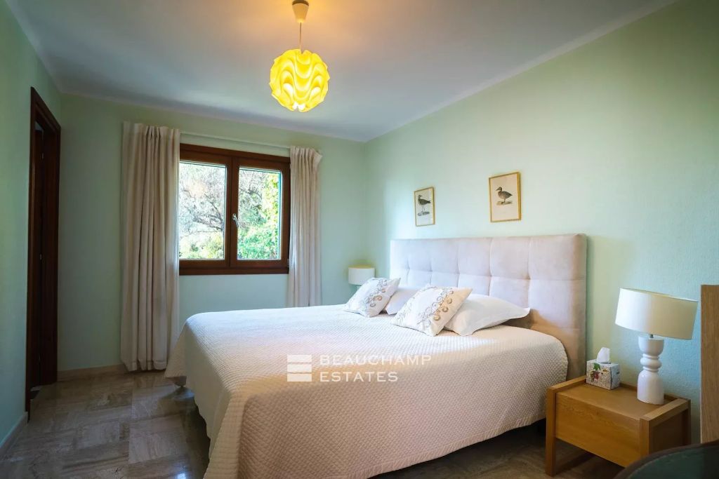 Seaside Provençal villa in Saint Jean Cap Ferrat