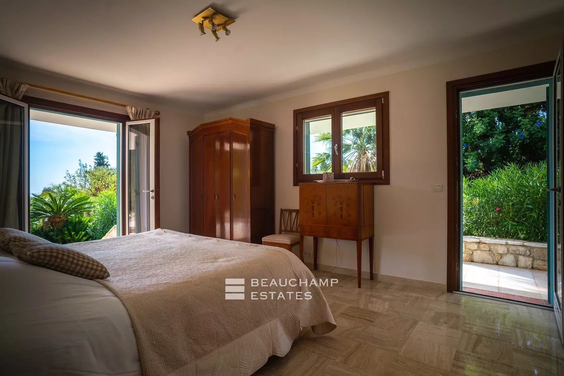 Seaside Provençal villa in Saint Jean Cap Ferrat Seaside Provençal villa in Saint Jean Cap Ferrat