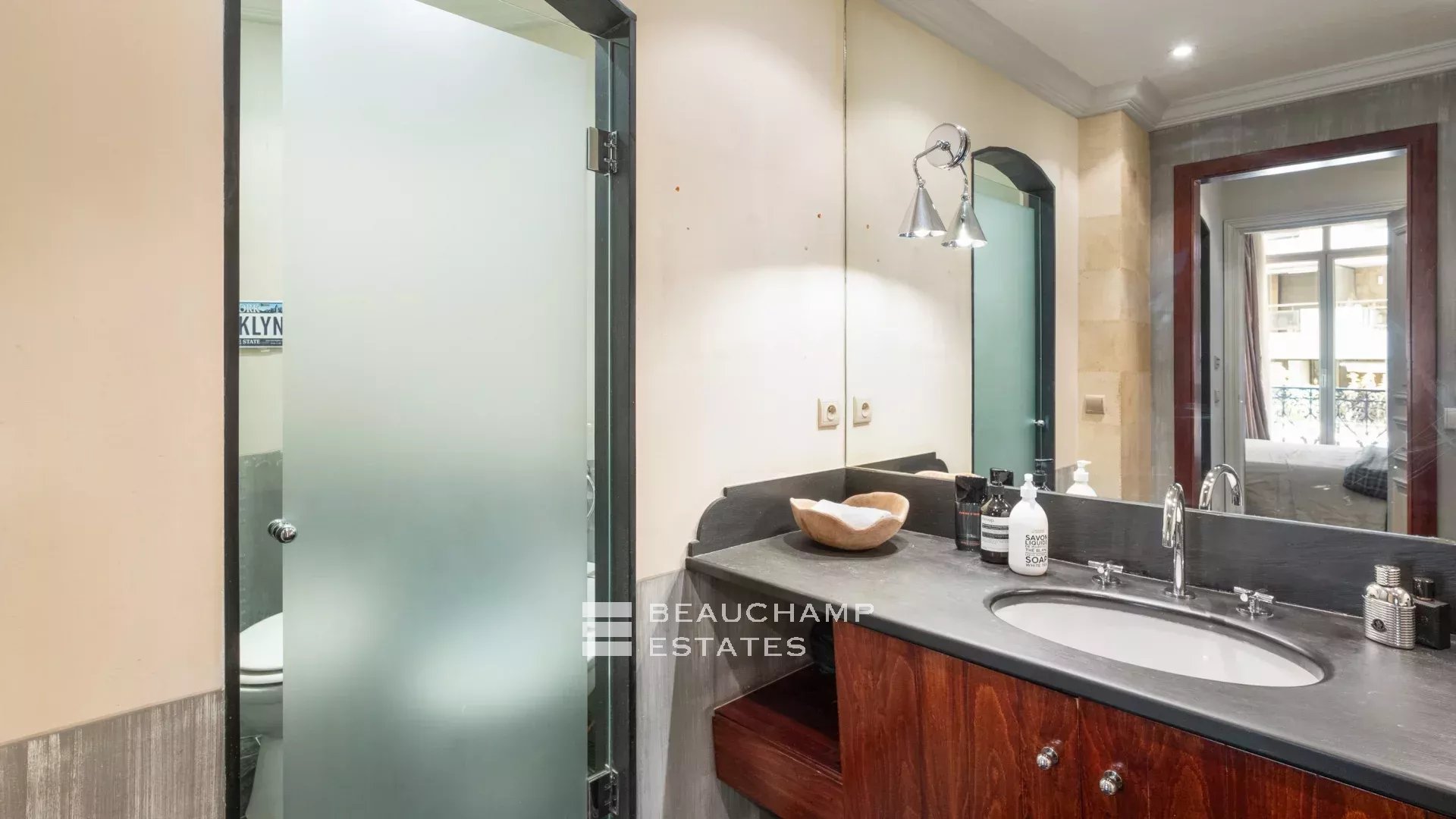 Spacieux et lumineux appartement 3 chambres – Cannes proche Palais Spacious and bright 3-bedroom apartment – Cannes near Palais