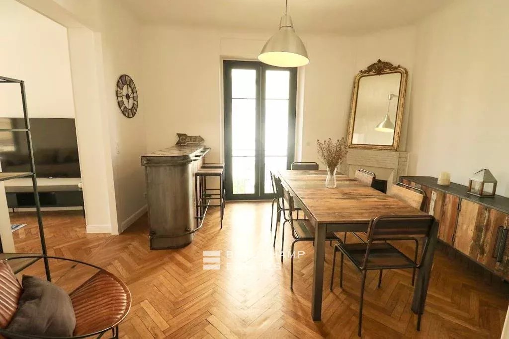Appartement rénové, spacieux et confortable – Cannes Centre Spacious and comfortable renovated apartment – Cannes Center