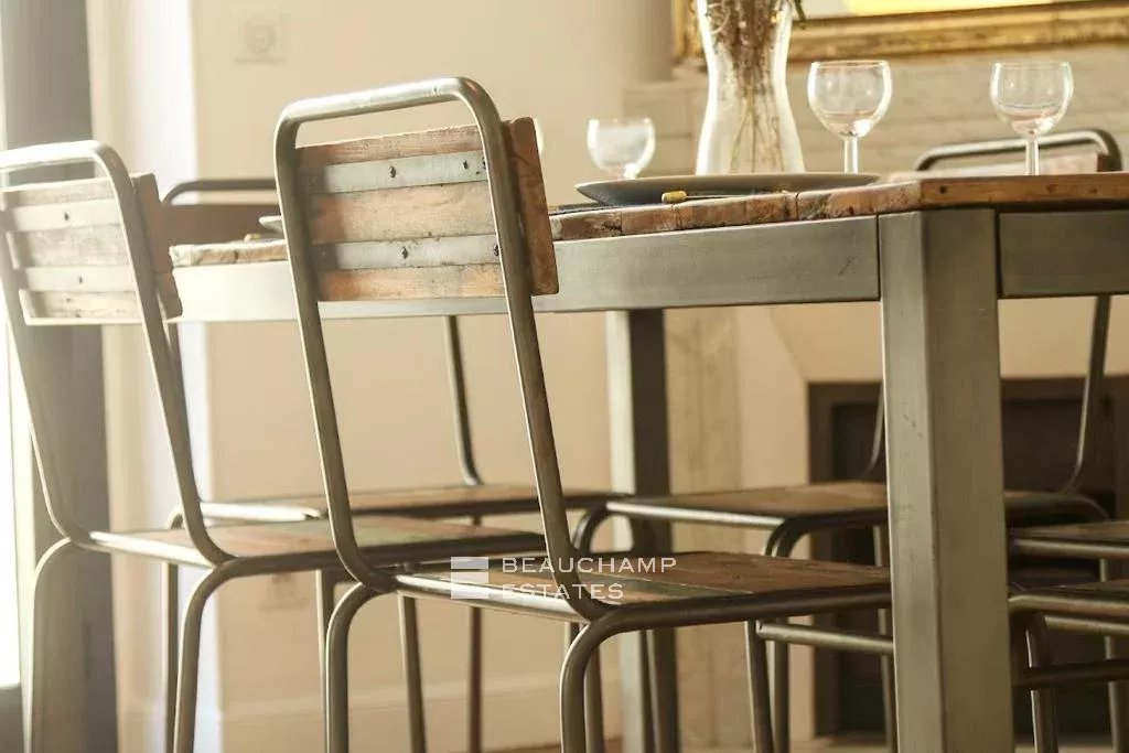 Appartement rénové, spacieux et confortable – Cannes Centre Spacious and comfortable renovated apartment – Cannes Center