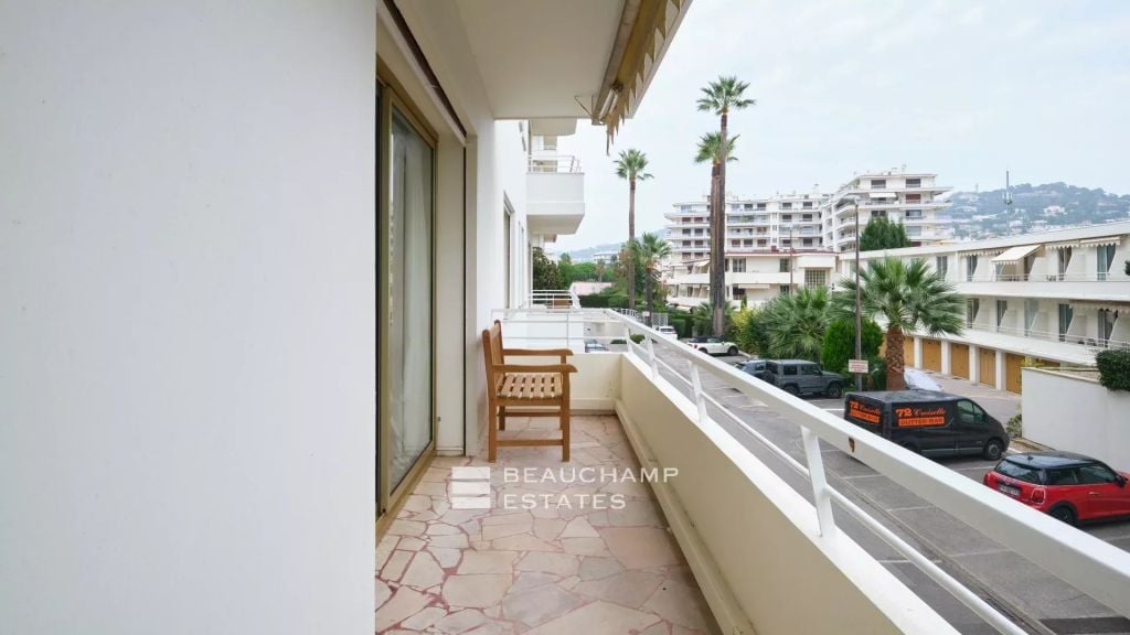 Spacious apartment in a luxury residence – Cannes Croisette