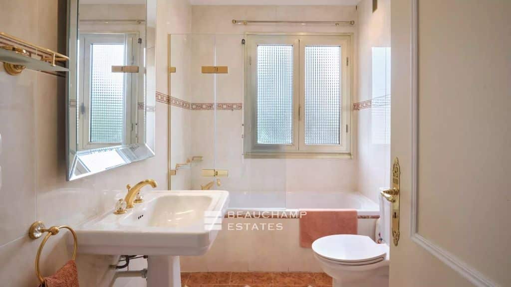 Spacious apartment in a luxury residence – Cannes Croisette